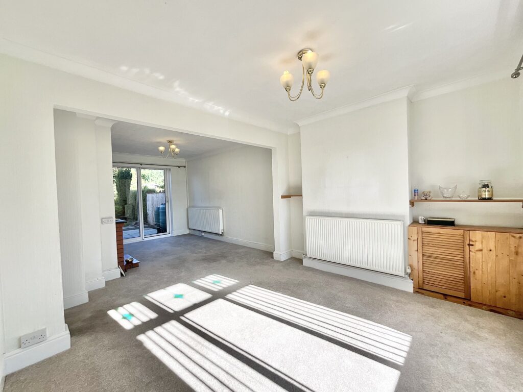 The Avenue, Cheadle, ST10