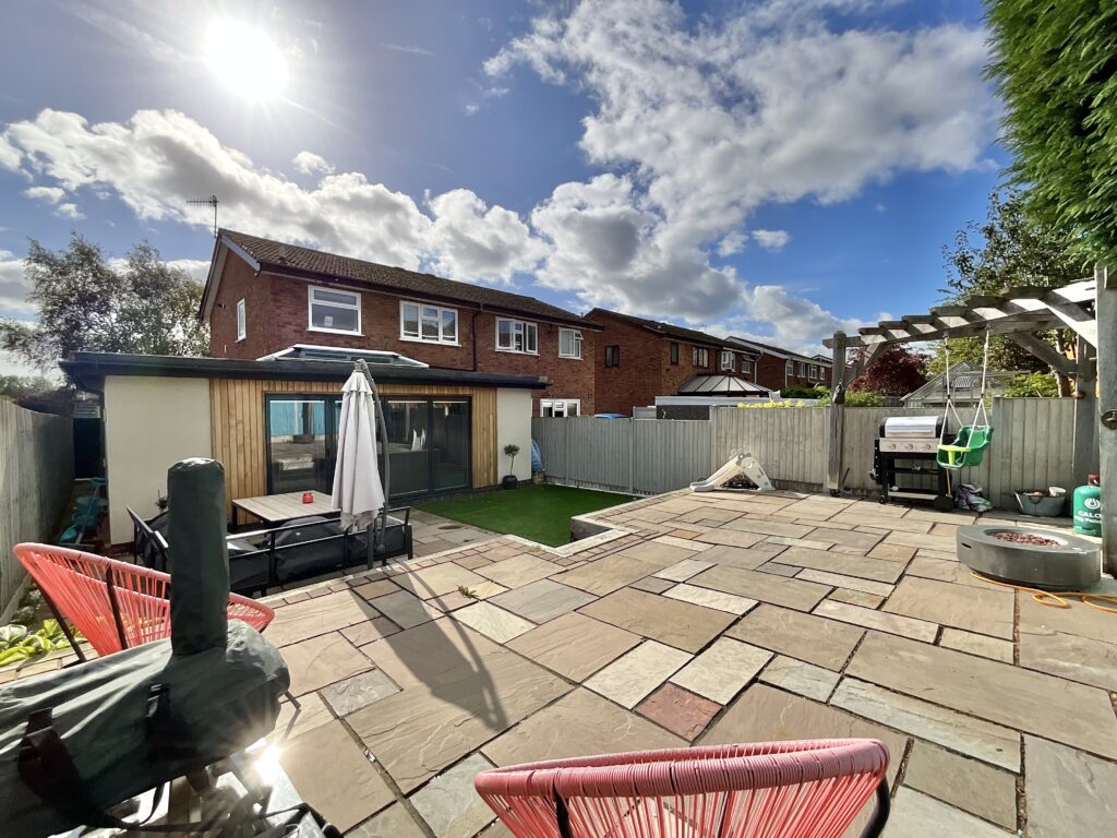Pensford Grove, Stoke-On-Trent, ST1