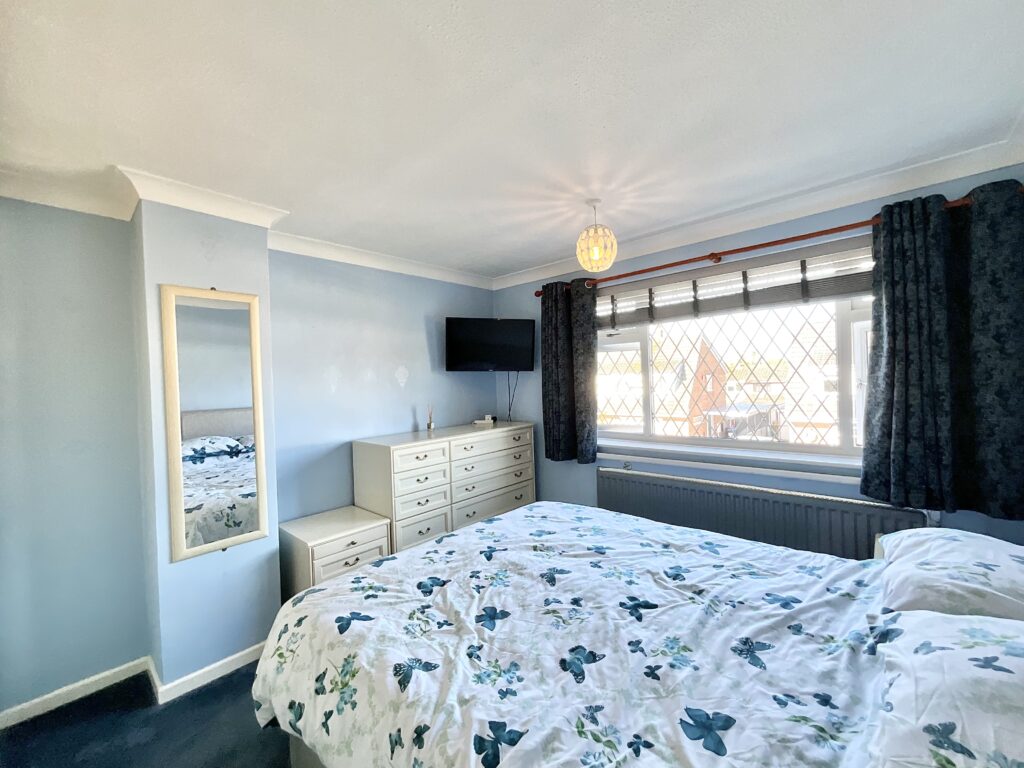 Tamar Grove, Cheadle, ST10