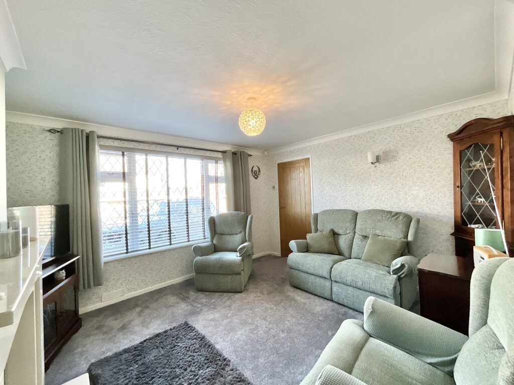 Tamar Grove, Cheadle, ST10