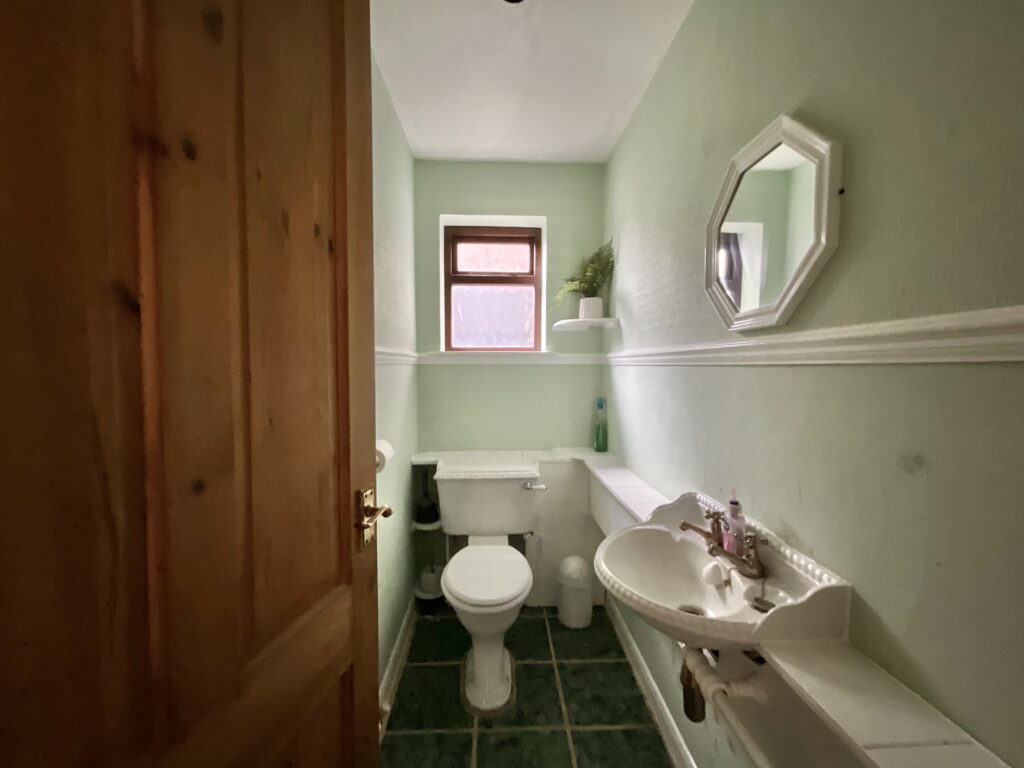 Wedgwood Road, Cheadle, ST10
