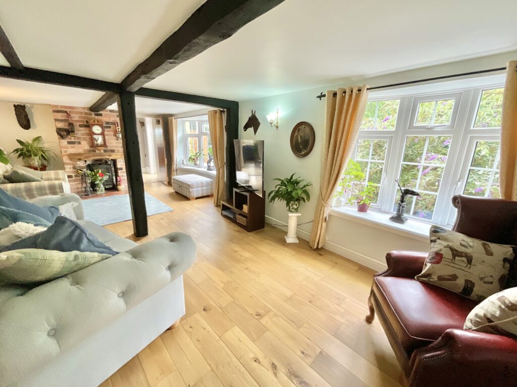 Heath Road, Bromstead, TF10
