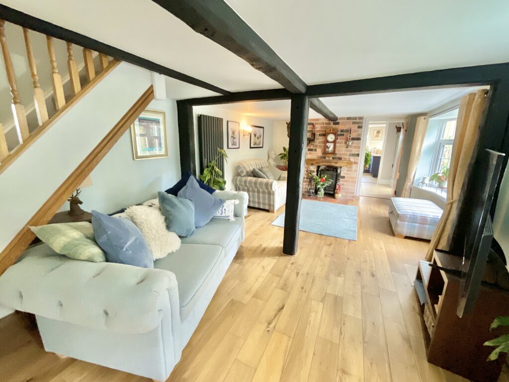 Heath Road, Bromstead, TF10