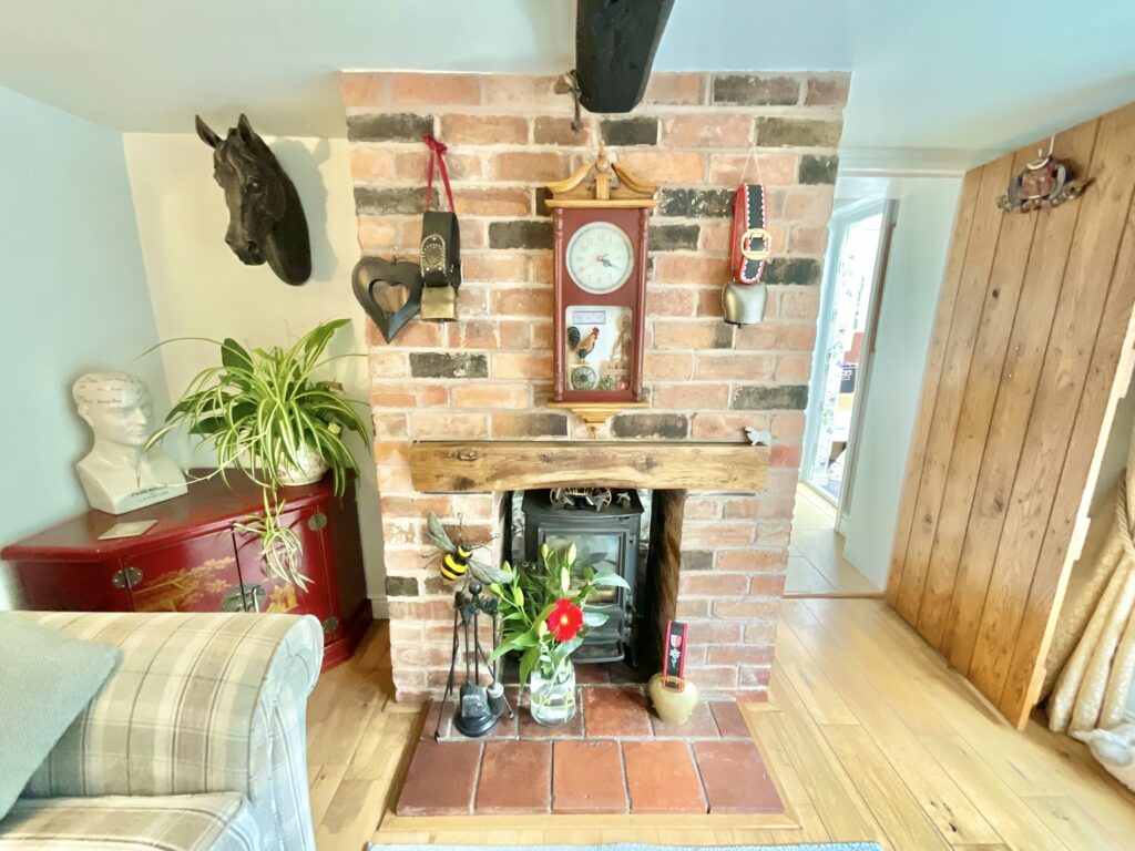 Heath Road, Bromstead, TF10