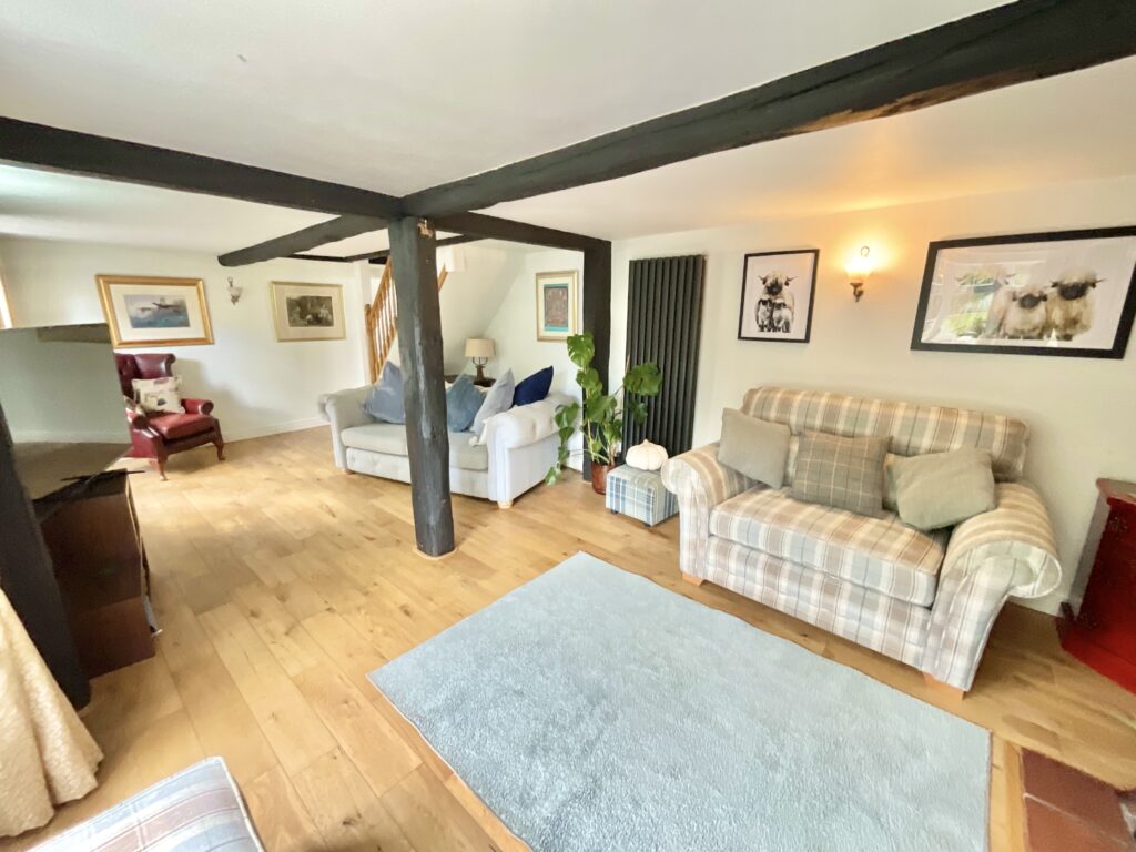 Heath Road, Bromstead, TF10