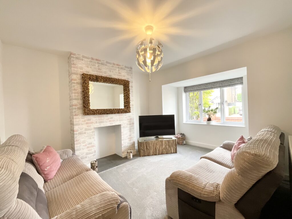 Queensville Avenue, Stafford, ST17