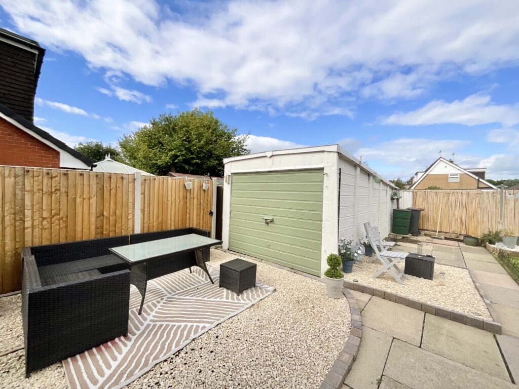 Greenfields Avenue, Shavington, CW2