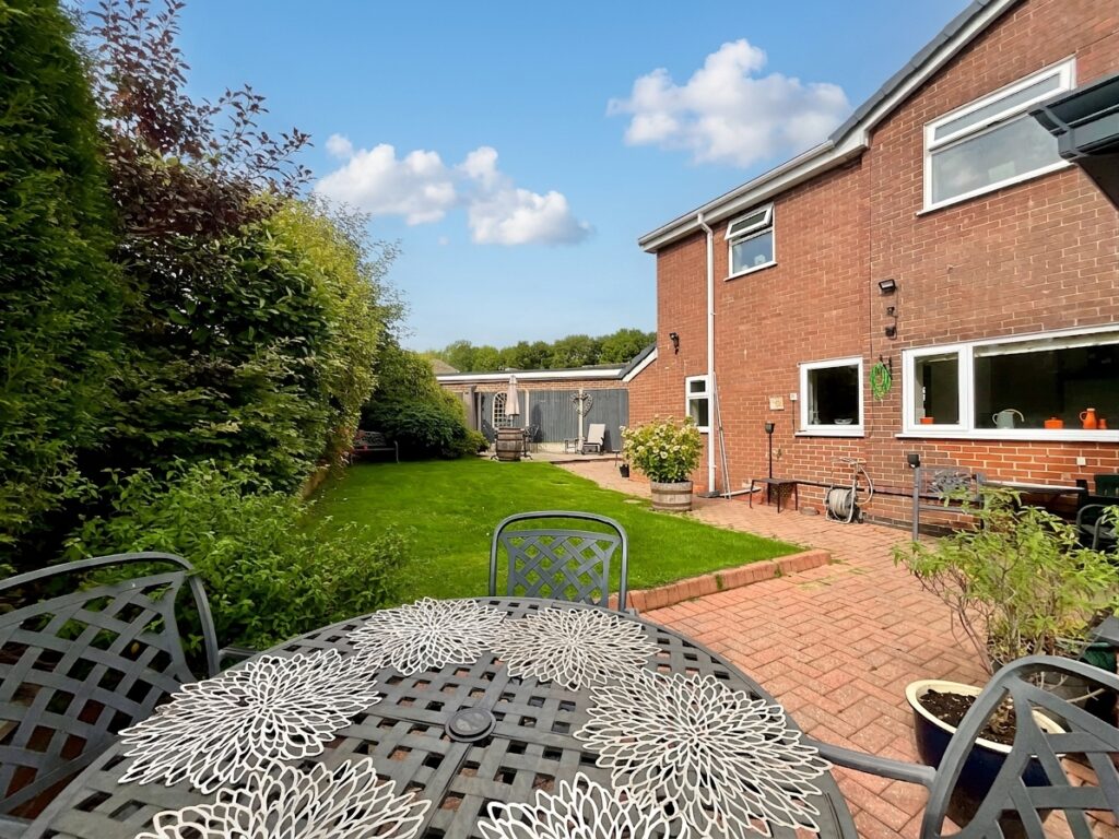 Sperry Close, Stoke-On-Trent, ST3