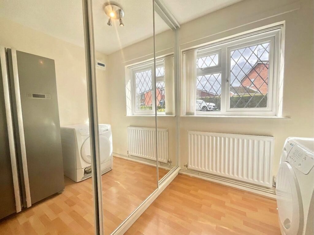 Highview Road, Fulford, ST11