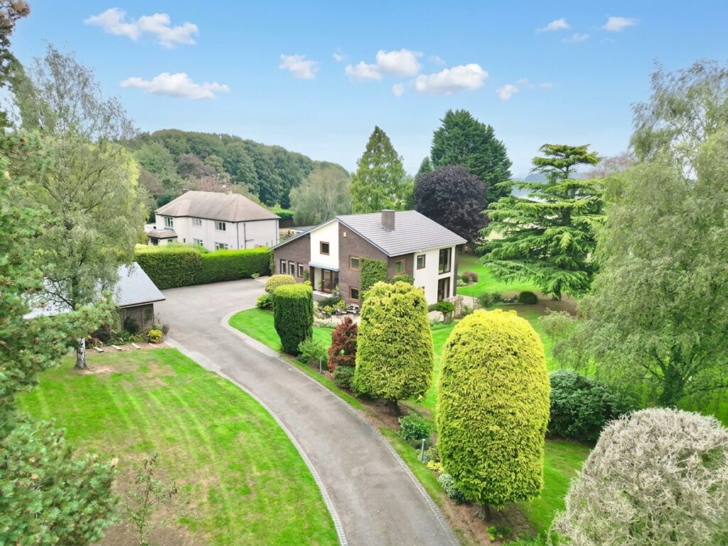 Bury Ring, Haughton, ST18