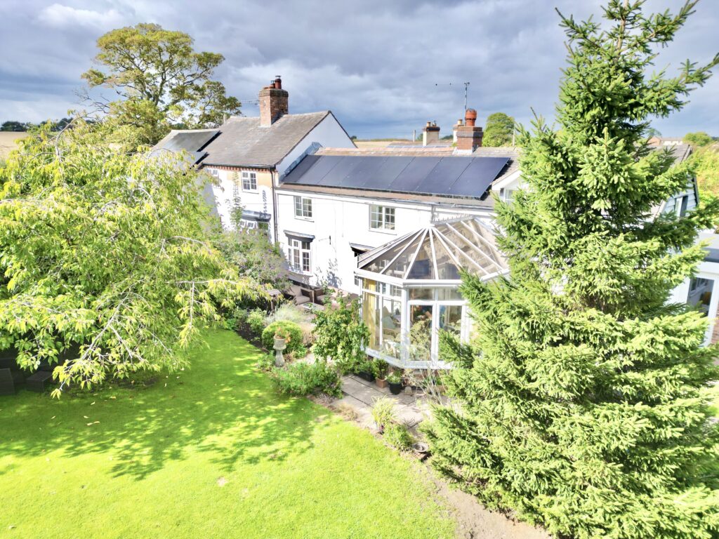 Heath Road, Bromstead, TF10