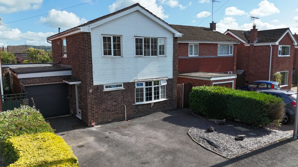 Aynsley Close, Cheadle, ST10
