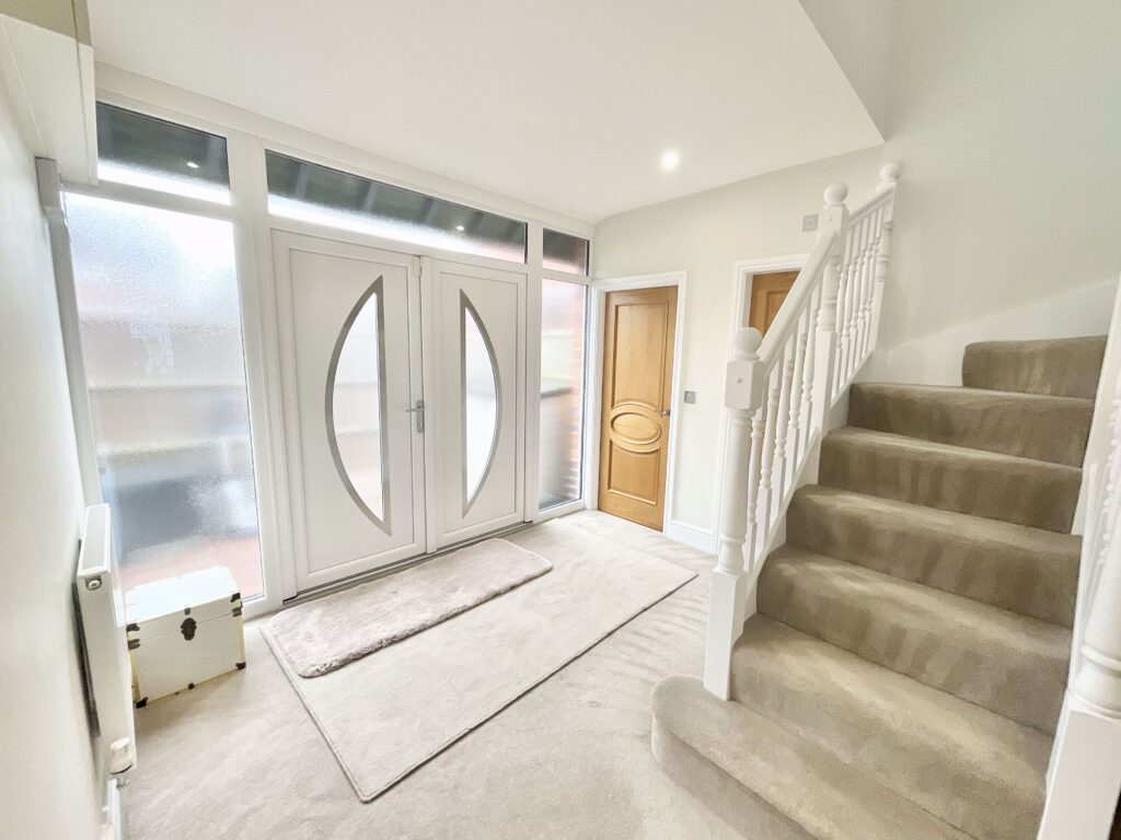 The Fillybrooks, Stone, ST15
