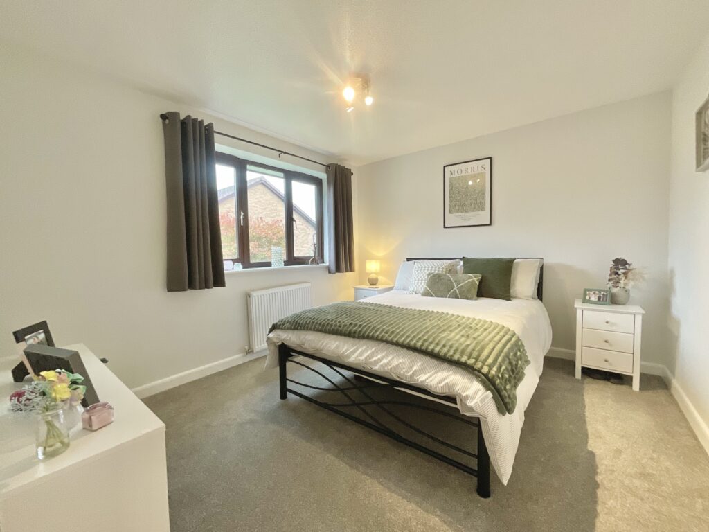 Newburn Grove, Stoke-On-Trent, ST4