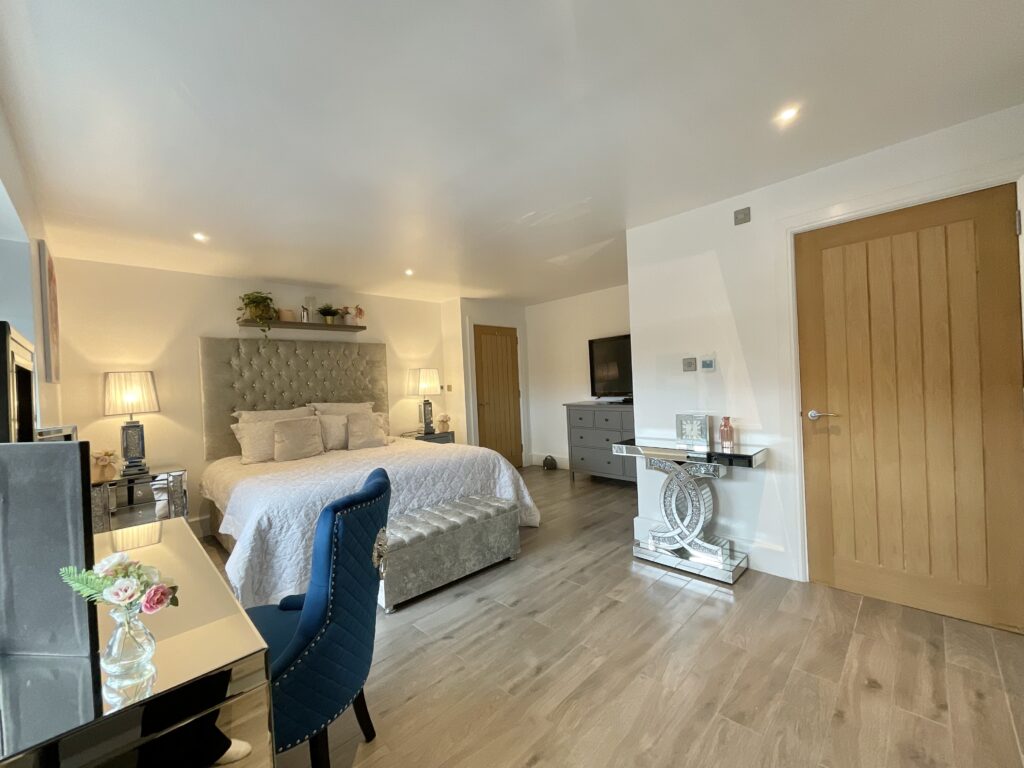 Old Road, Barlaston, ST12
