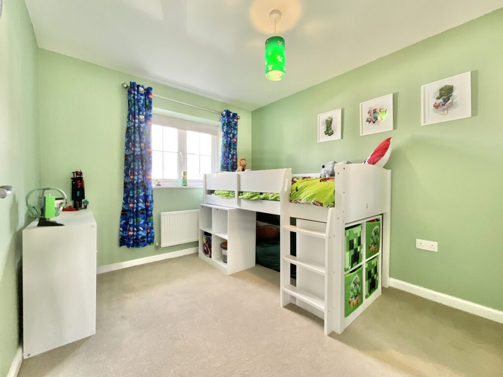 Kielder Drive, Yarnfield, ST15