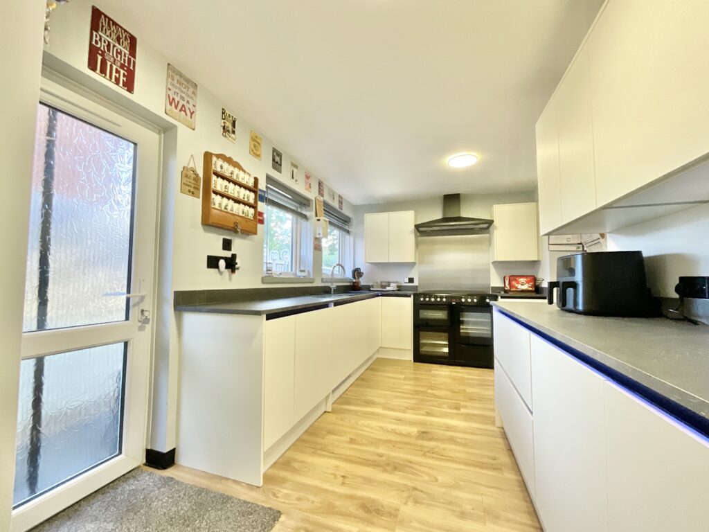 Highlows Lane, Yarnfield, ST15