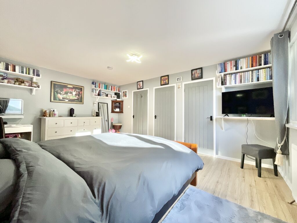 Highlows Lane, Yarnfield, ST15