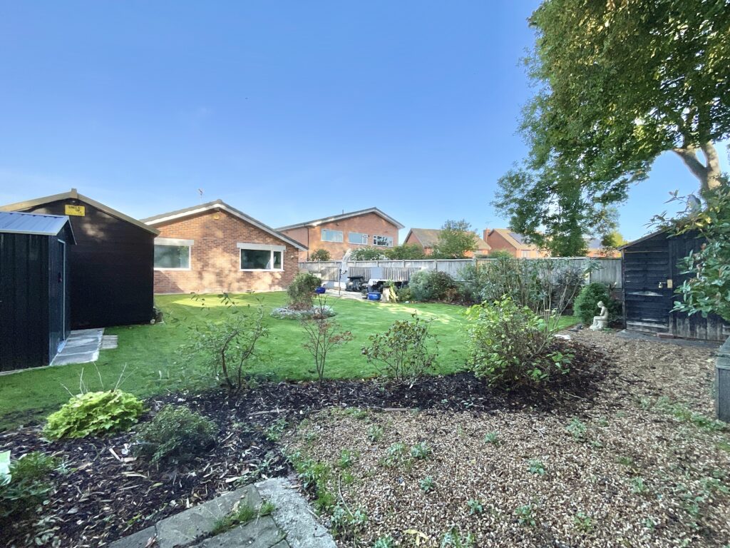 Highlows Lane, Yarnfield, ST15