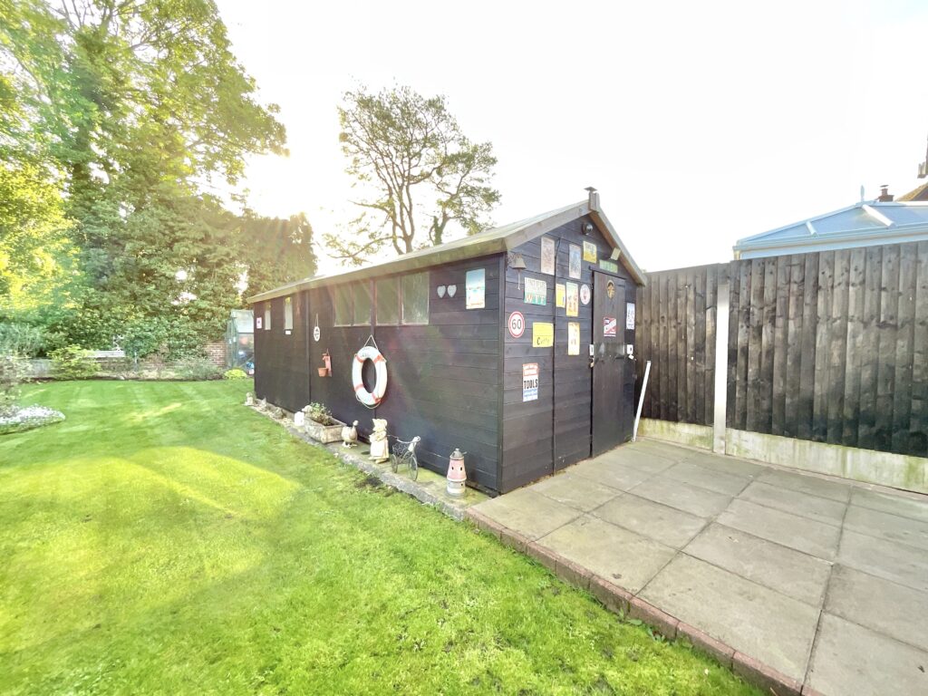 Highlows Lane, Yarnfield, ST15