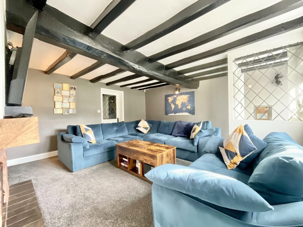 Stone Road, Tittensor, ST12