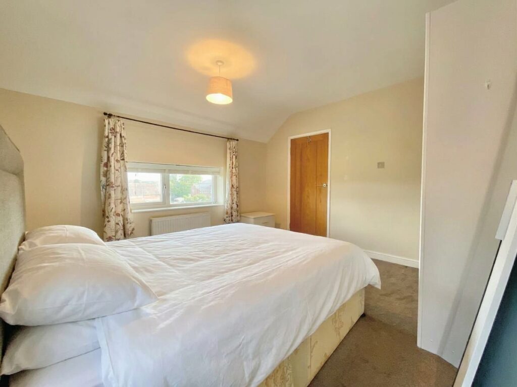 Rookery Crescent, Cresswell, ST11
