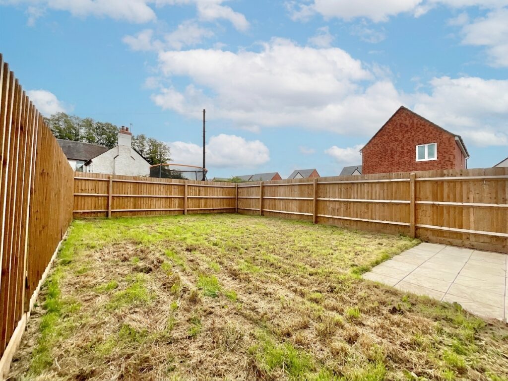 Montgomery Place, Ayrshire Vale, TF9