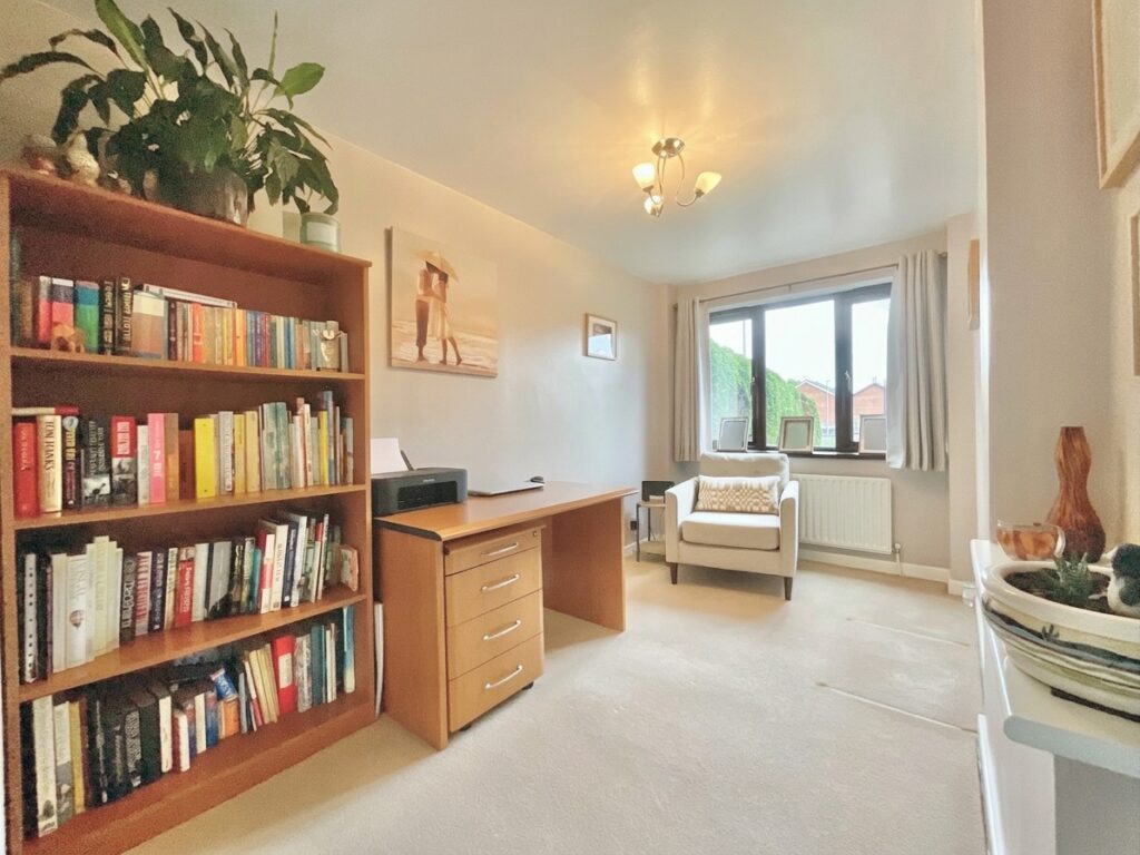 Newburn Grove, Stoke-On-Trent, ST4