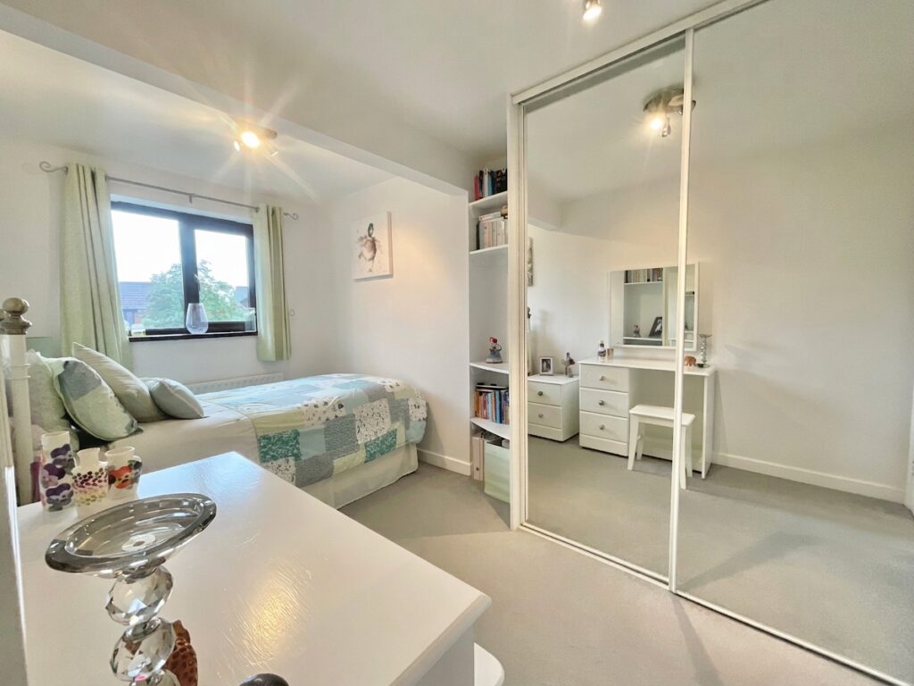 Newburn Grove, Stoke-On-Trent, ST4