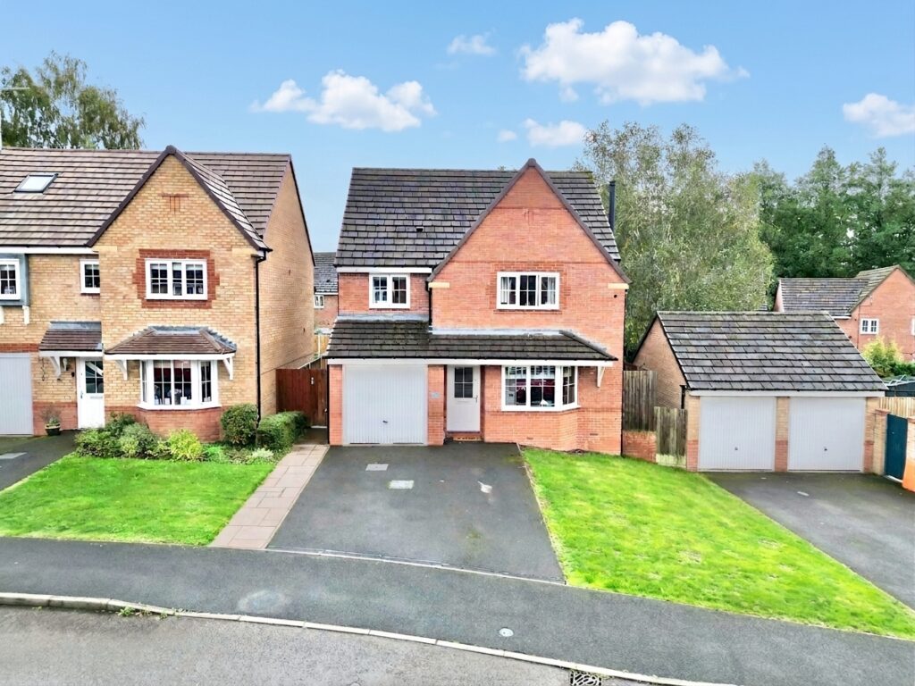 Kielder Drive, Yarnfield, ST15