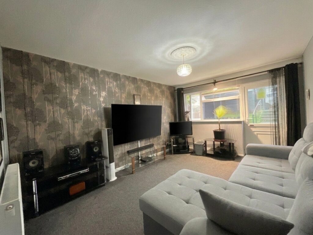 Frank Rogers Walk, Rugeley, WS15